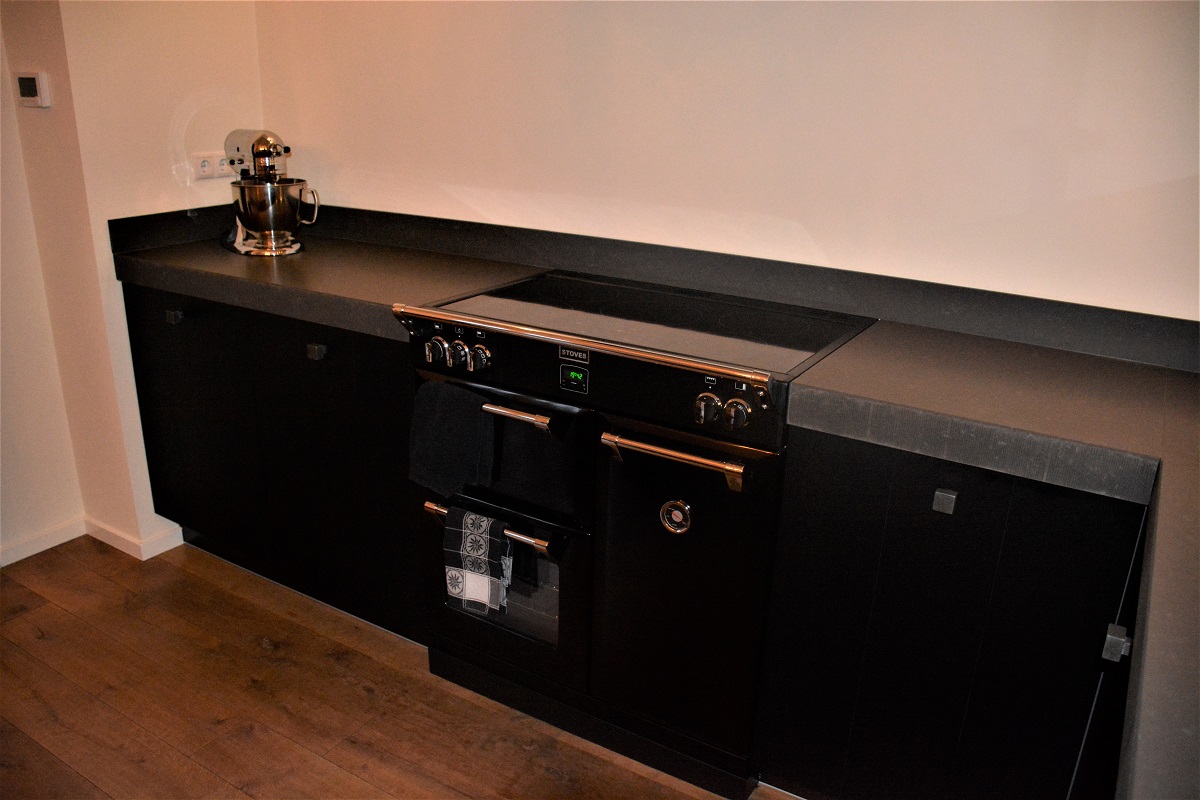 Fam. Markus - Hardinxveld-Giessendam - Eigentijdse keuken-image-7